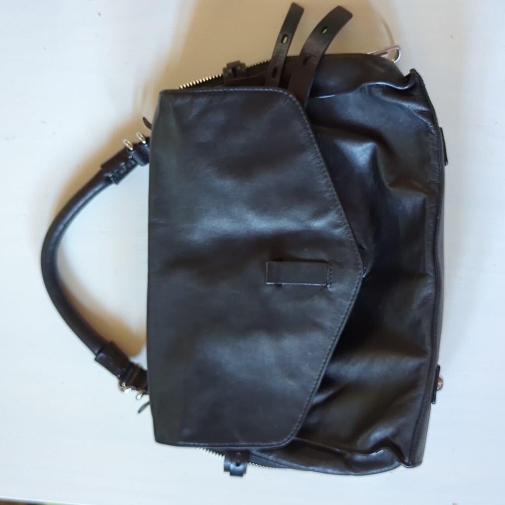 Gryson Ruby Black Leather Purse